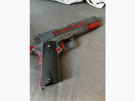 DeadPool M1911 Colt