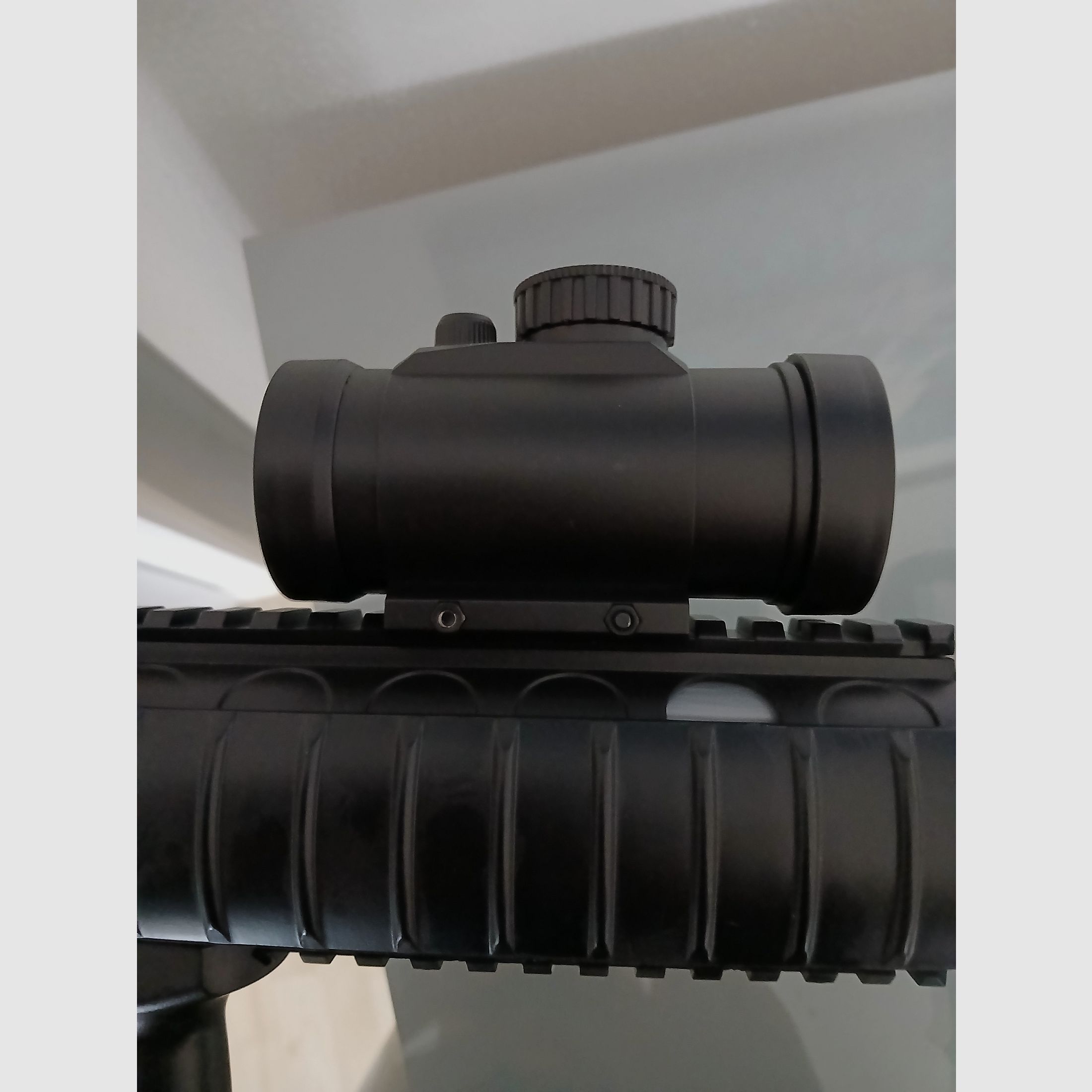 Elektrisches Softairgewehr M4 Airsoftgewehr Maschinengewehr! Neuwertig! Garantie!