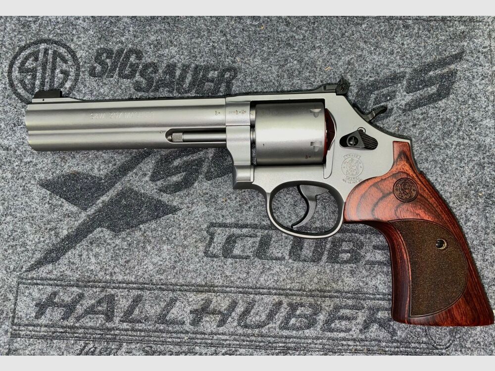 Smith & Wesson Mod. 686 International