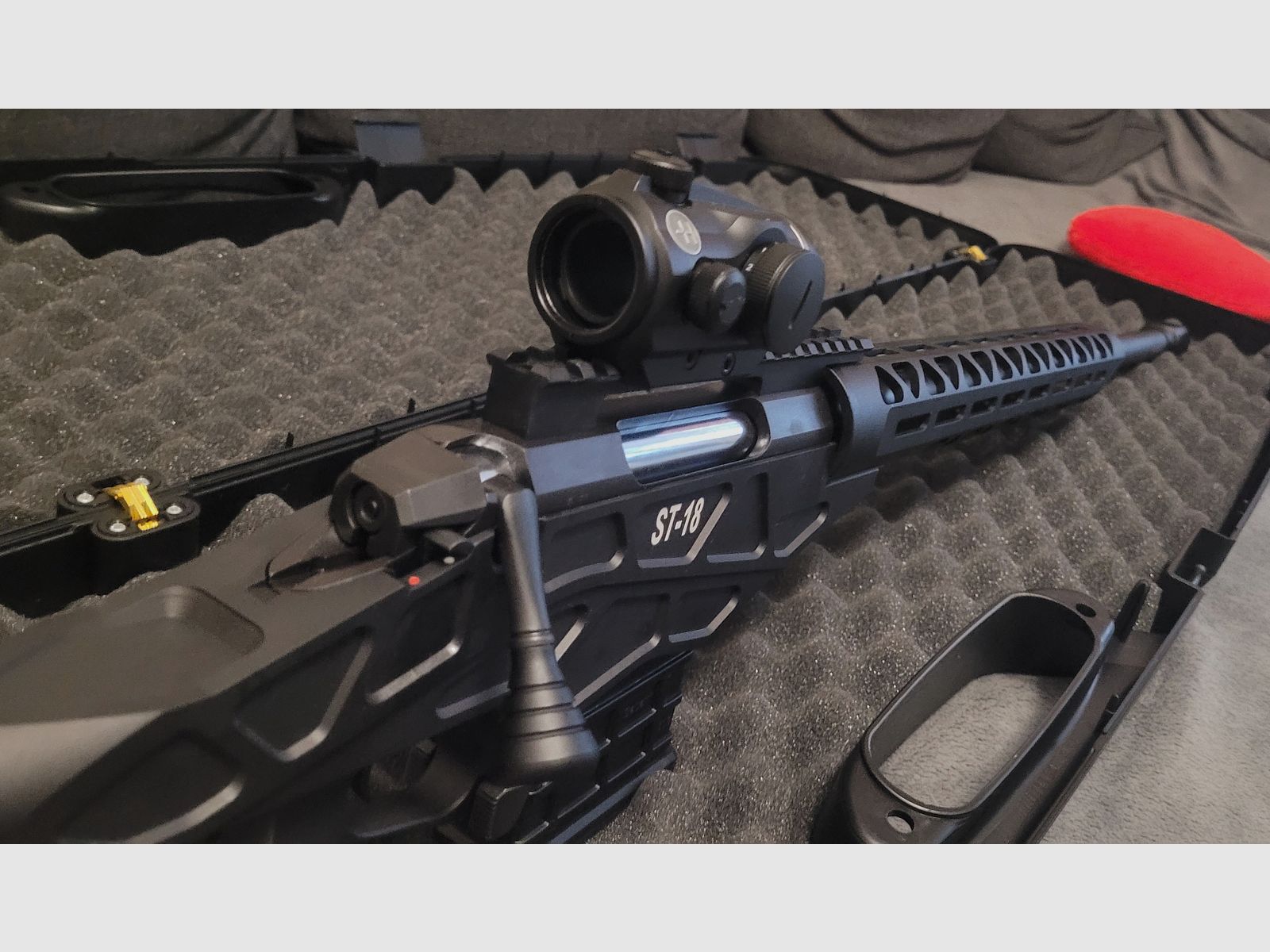 Fusil de précision longue portée Mercury Sabatti ST 18