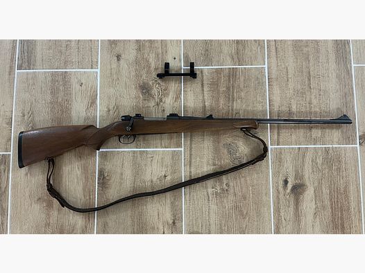 Carabine à répétition Voere 30-06