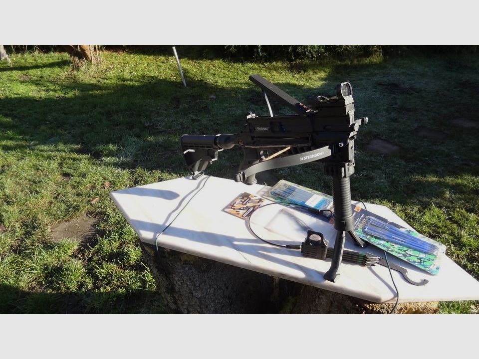 Armbrust Steambow AR6 Pfeile Kriegspfeile Red Dot Visier Stativ