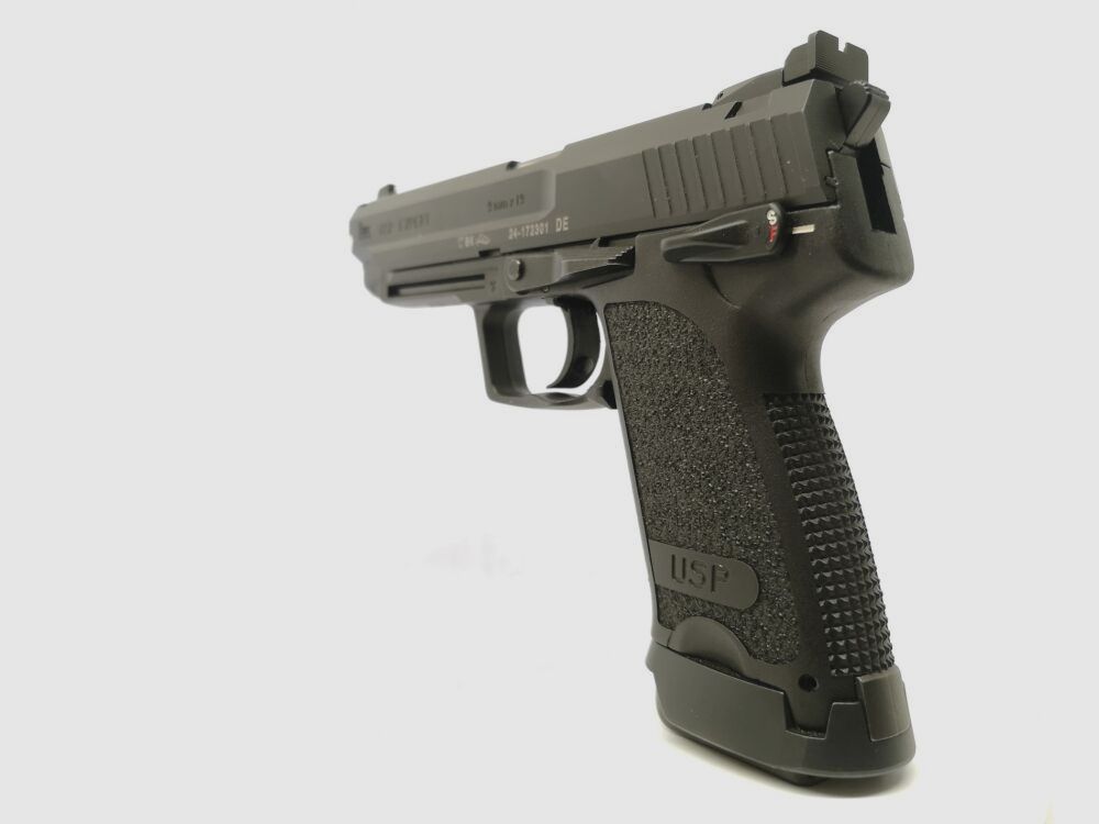 Heckler & Koch USP Expert