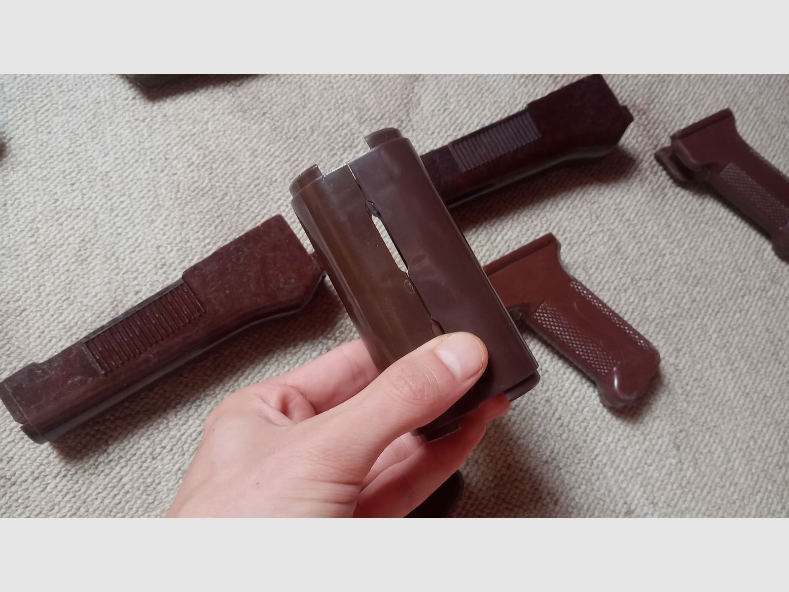 Ostdeutsche AKMS MPi Handschutz Garnitur für AKM und AK74 Bakelit und Plaste // mittelbar Einbau auch NEDI SDM Type 56 möglich