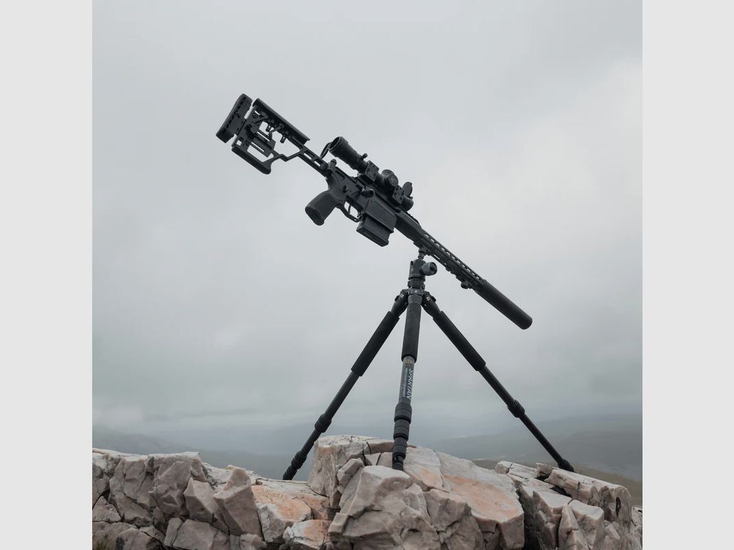 Spartan Precision Equipment Ascent Tripod™ Gen 2 Woodland mit Davros Pro Head™ und Trekkingstockgriffen
