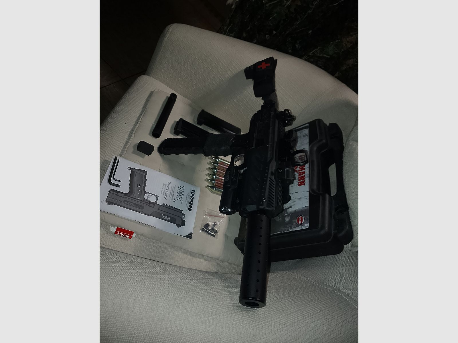 Tippmann Tipx RAM Paintball Makierer MSC Body Kit Uzi cal .68 CO2 Visier Rot Grün Punkt 