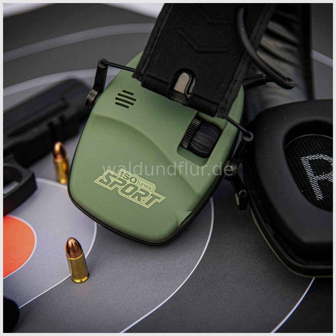 AKAH ISOTUNES Sport Defy Slim green, with Bluetooth
