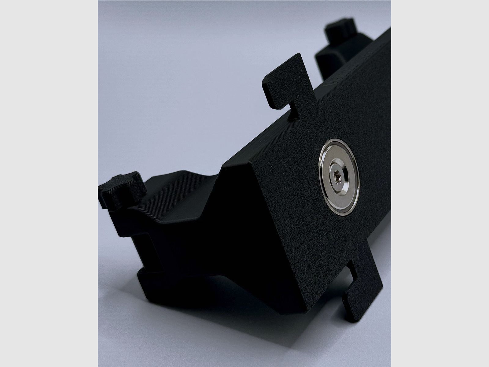 Magnetischer Halter für AR-15 Wechselsysteme ‍
