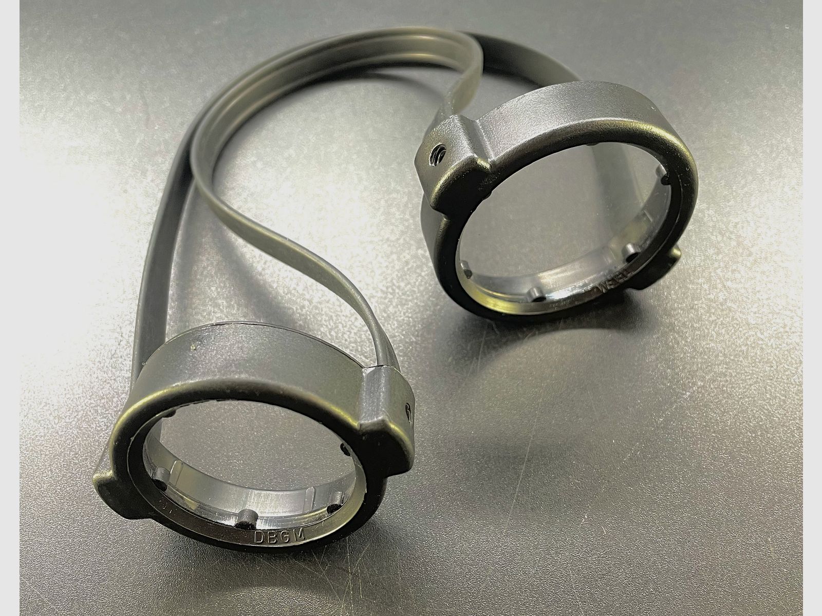 Osłona na celownik Bikini czarna 26,5 cm długości 44 mm 30 mm