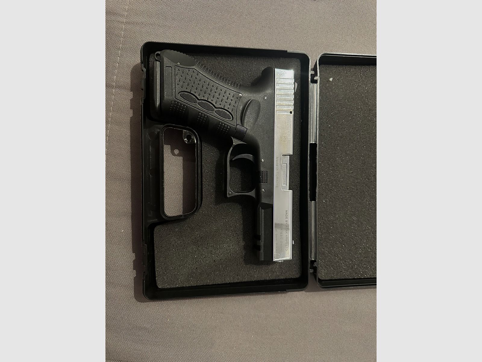 Zoraki 917 Shiny Chrome – 9 mm P.A.K. – estado casi como nuevo