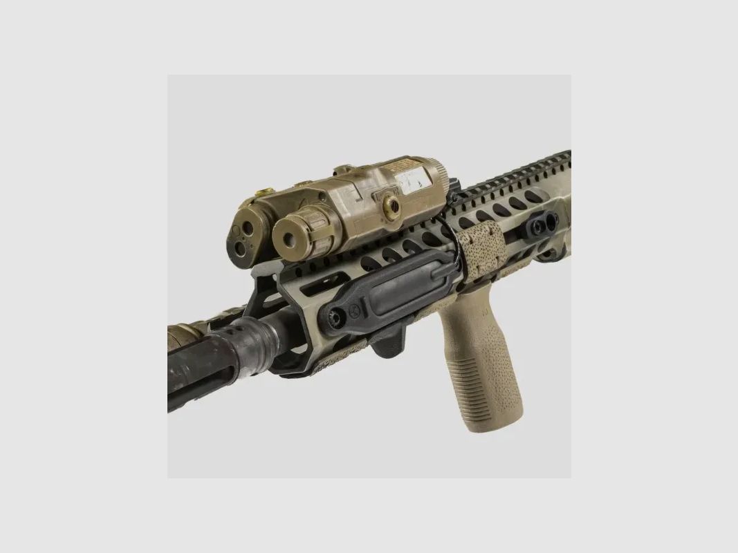 Magpul MAG631 M-LOK-montageplaat voor Tape Switch – Insight PEQ, afbeelding 2 van 2