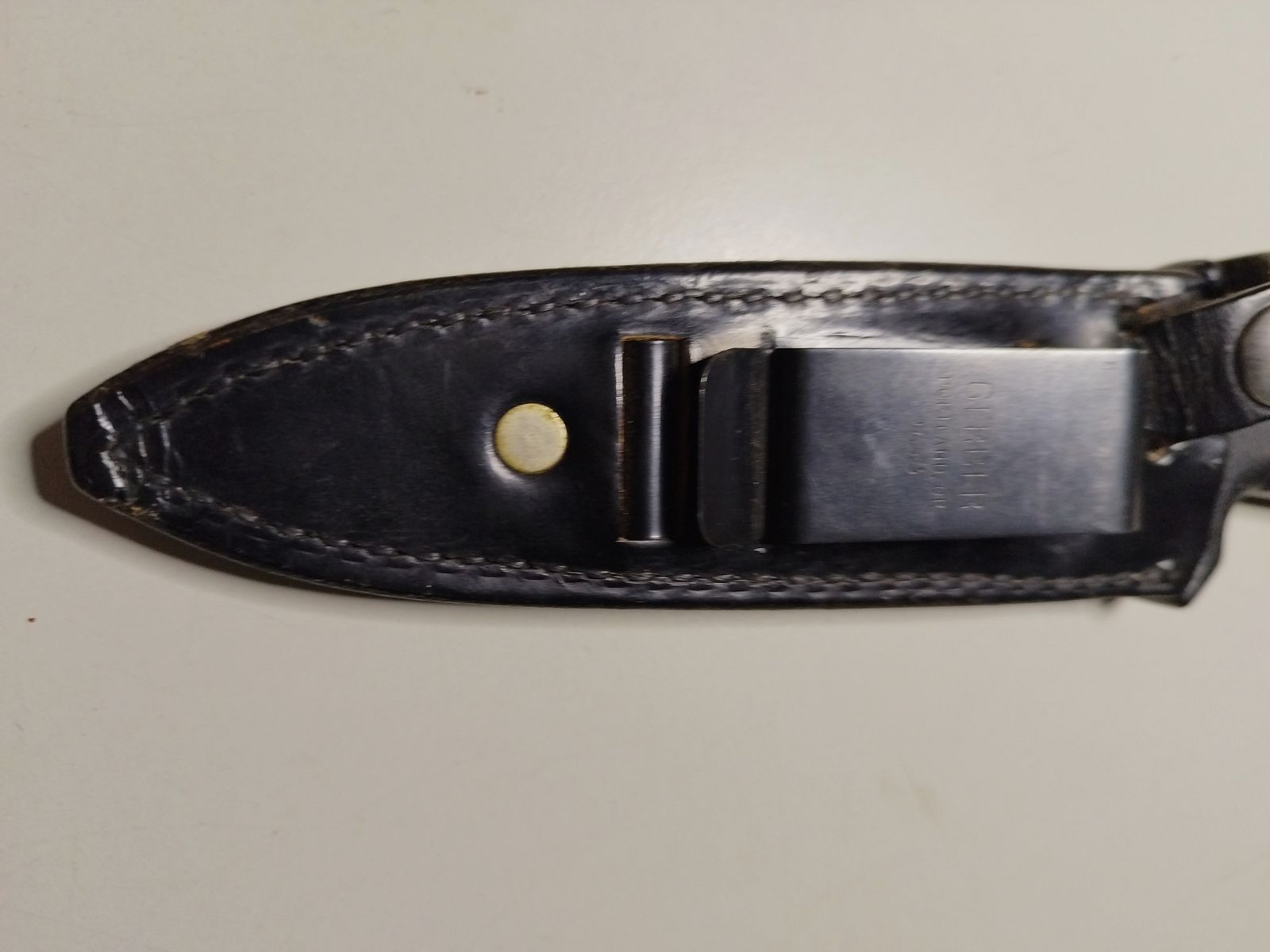 Hochwertiges Messer GERBER COMMAND 1 mit Leder-Clip Scheide