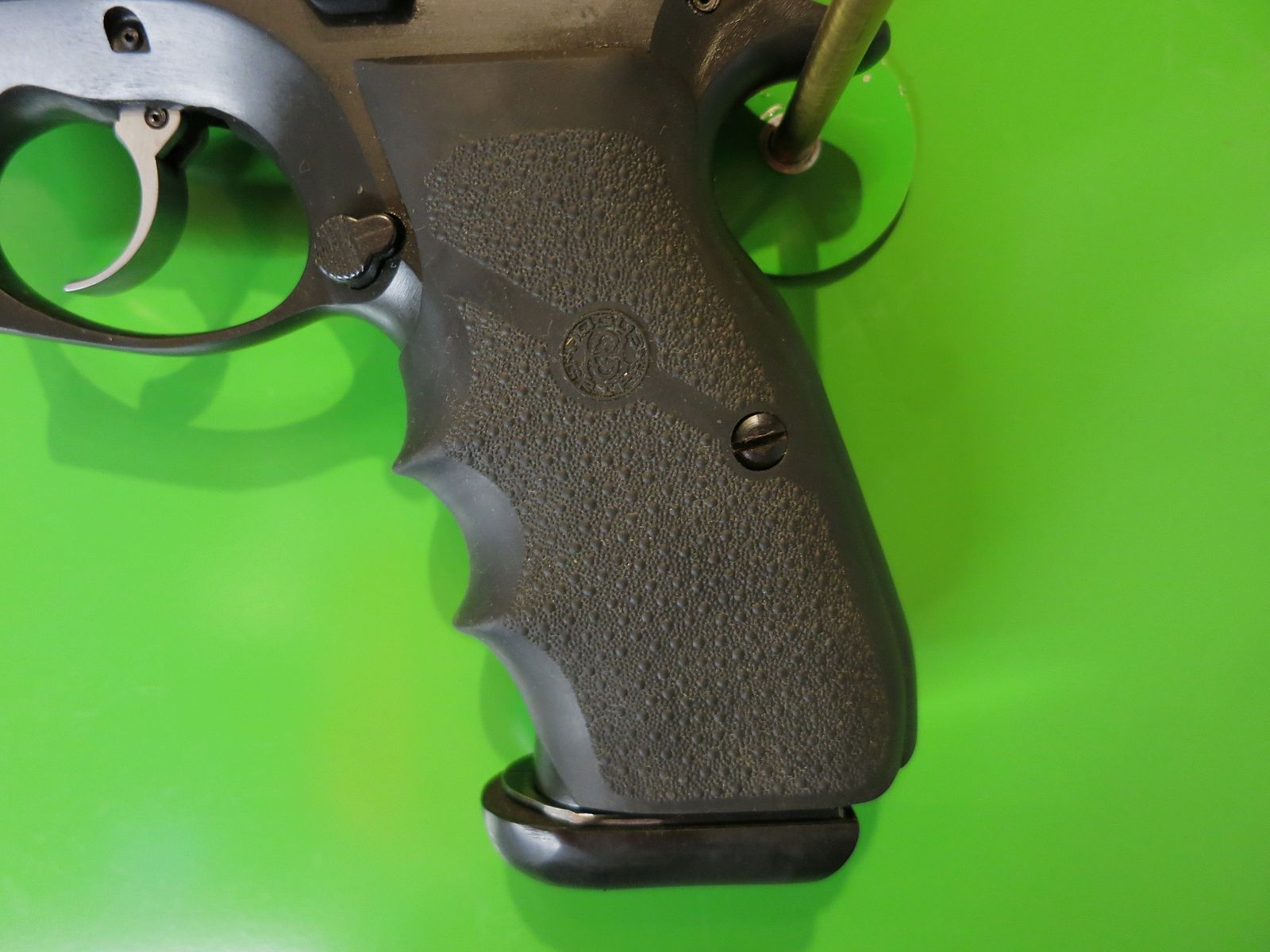 Tanfoglio TA90, semiautomatica. Pistola sportiva a caricamento automatico, classico dell'IPSC, calibro 9 × 19 mm       #66-, immagine 6 di 10