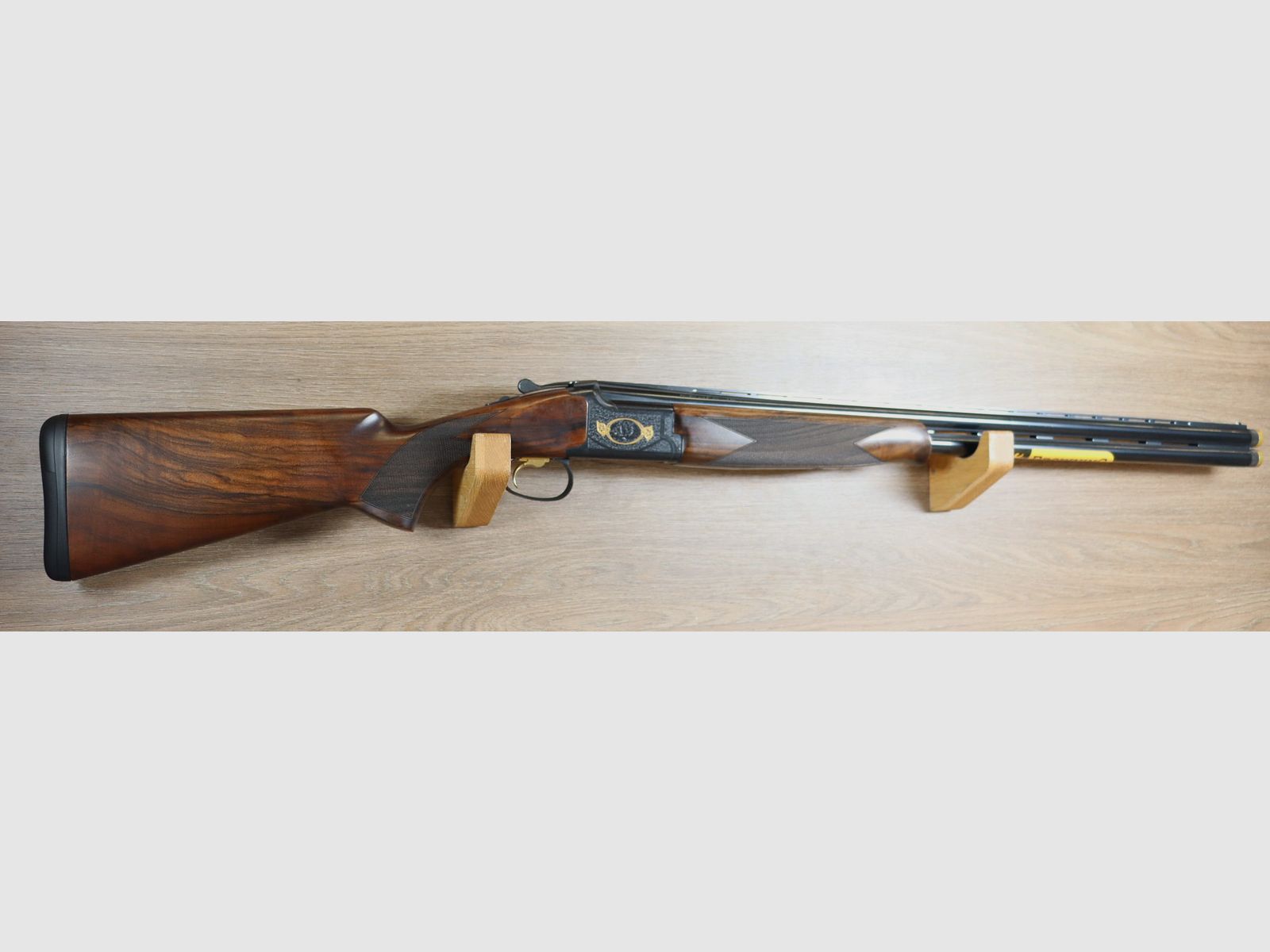 B525 Sporter Black Gold Hout G3, afbeelding 1 van 4