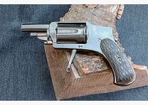 Venus Work Hammerless - Revolver