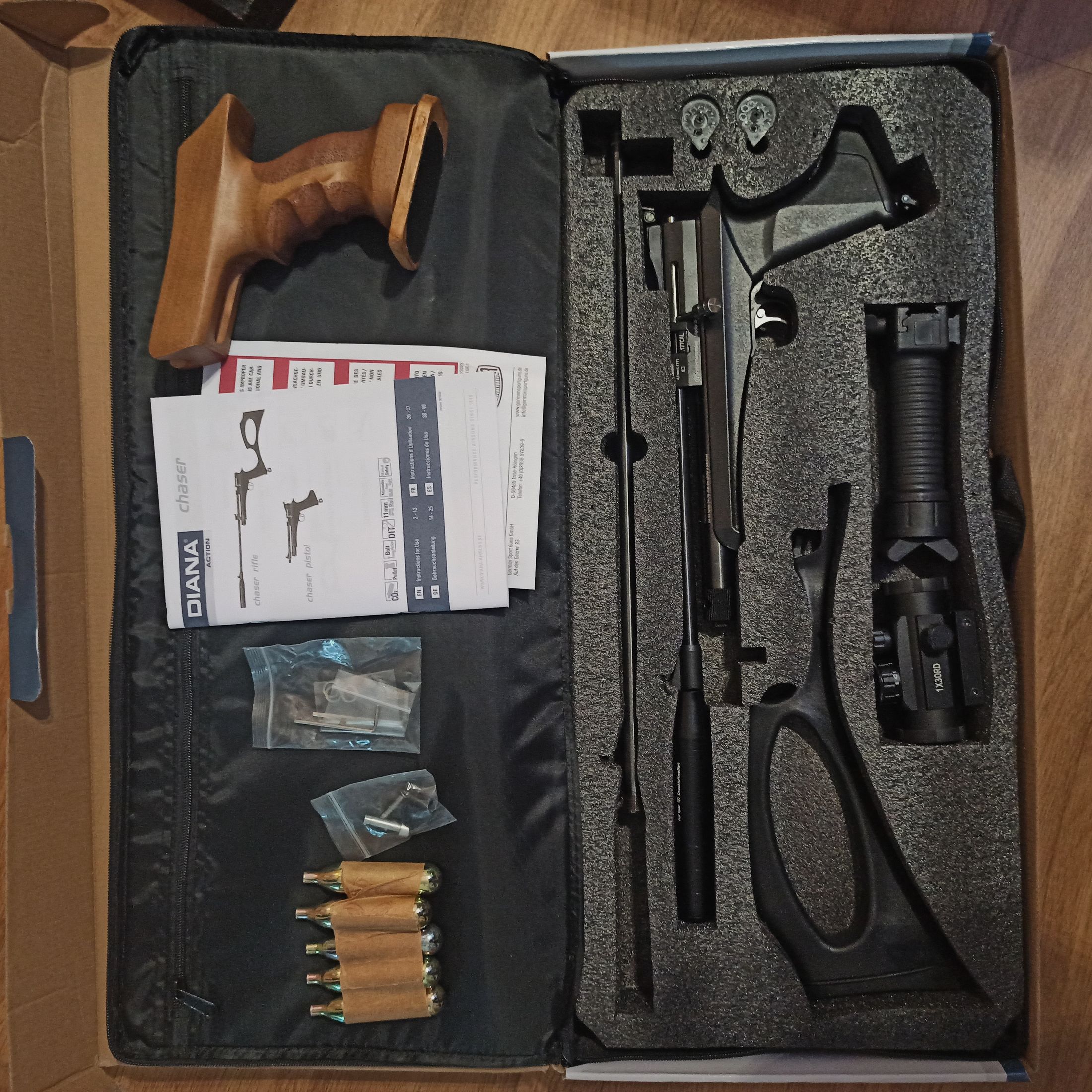 Diana Chaser Rifle Set 4.5mm with a lot of accessories.