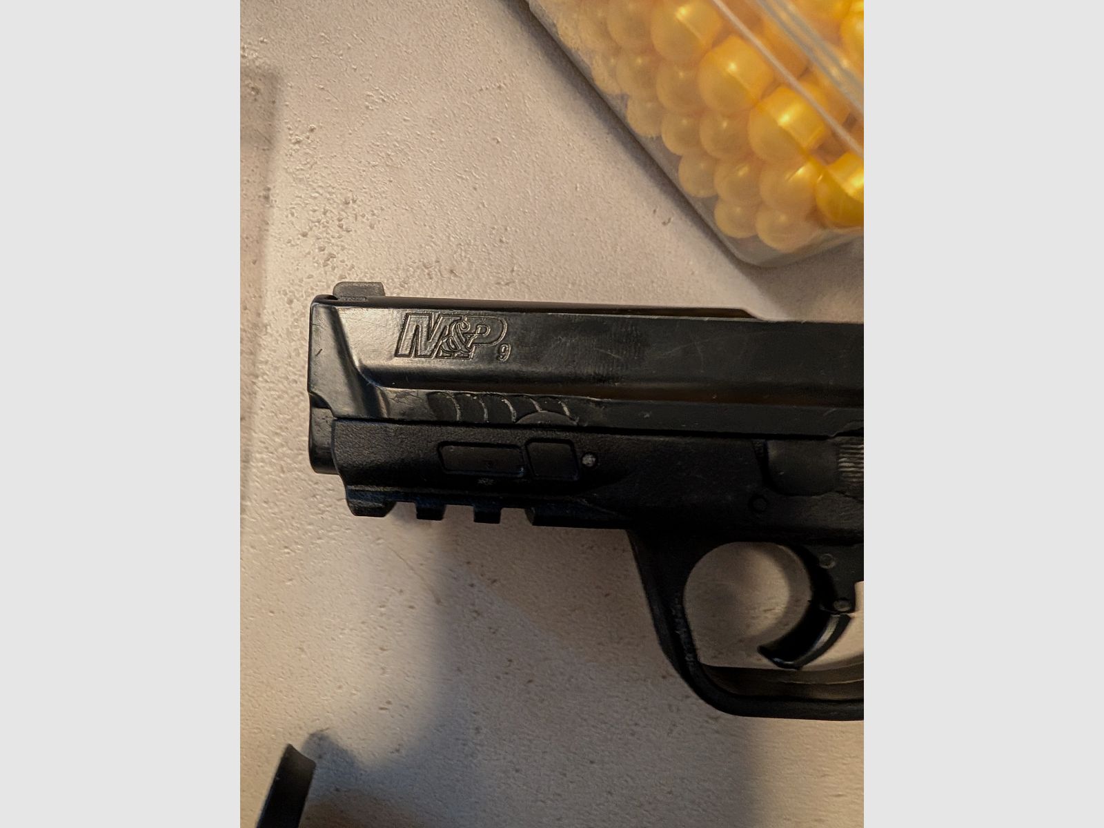 T4   Smith&wesson  kal 43.