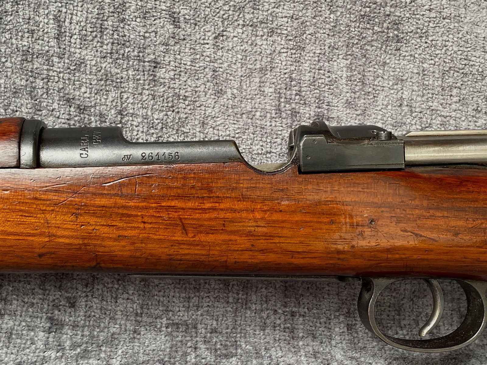 Carl Gustaf aus 1910. Numerngleich.