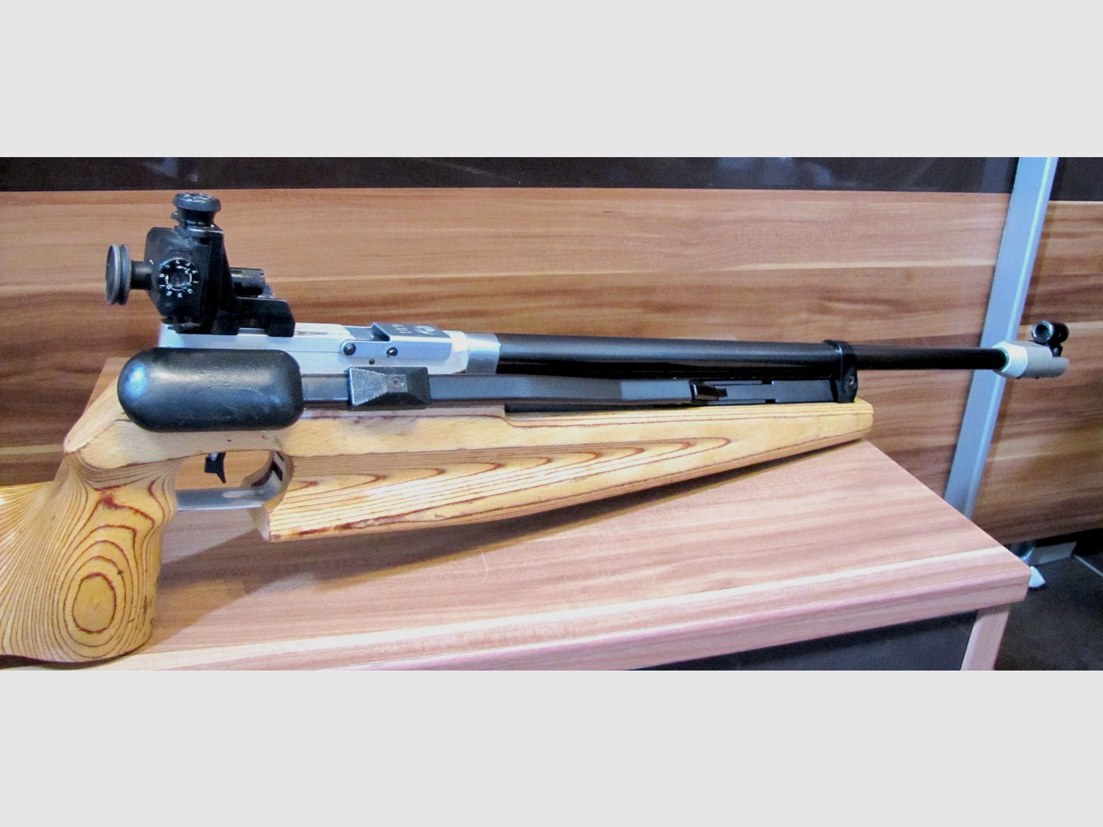 Luftgewehr der Marke Feinwerkbau 601