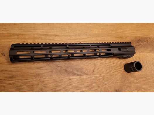 Hera Arms Garde-main 15" Mlok