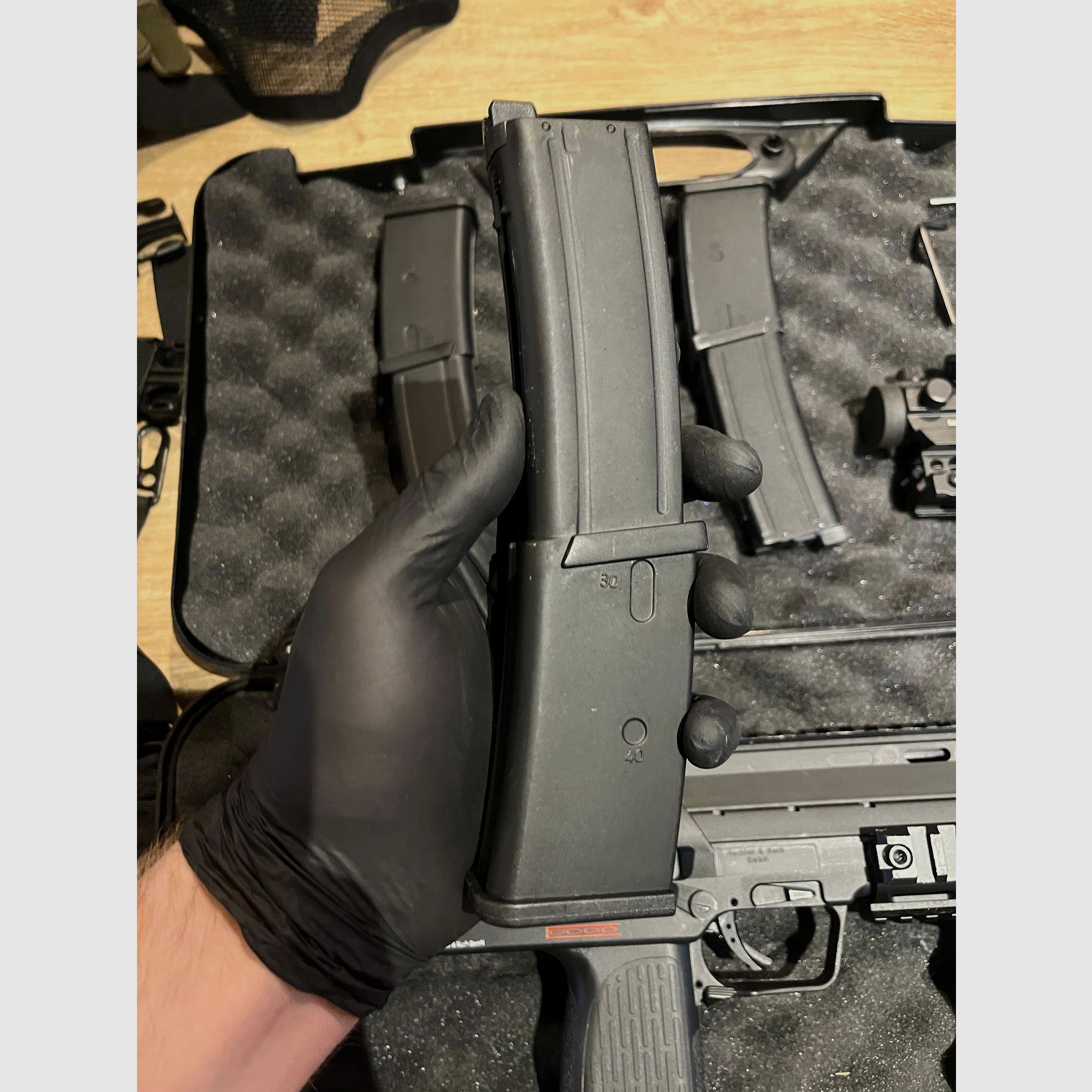 VFC MP7A1 GBBR con vari accessori