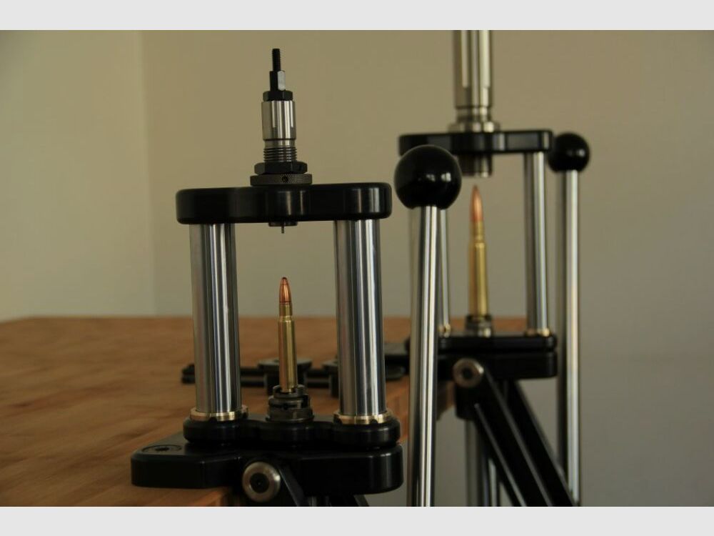 Turban CNC Zerspanungstechnik GmbH & Co.KG Ladepresse Präzipress by Turban - PRÄZIPRESS 105 mm