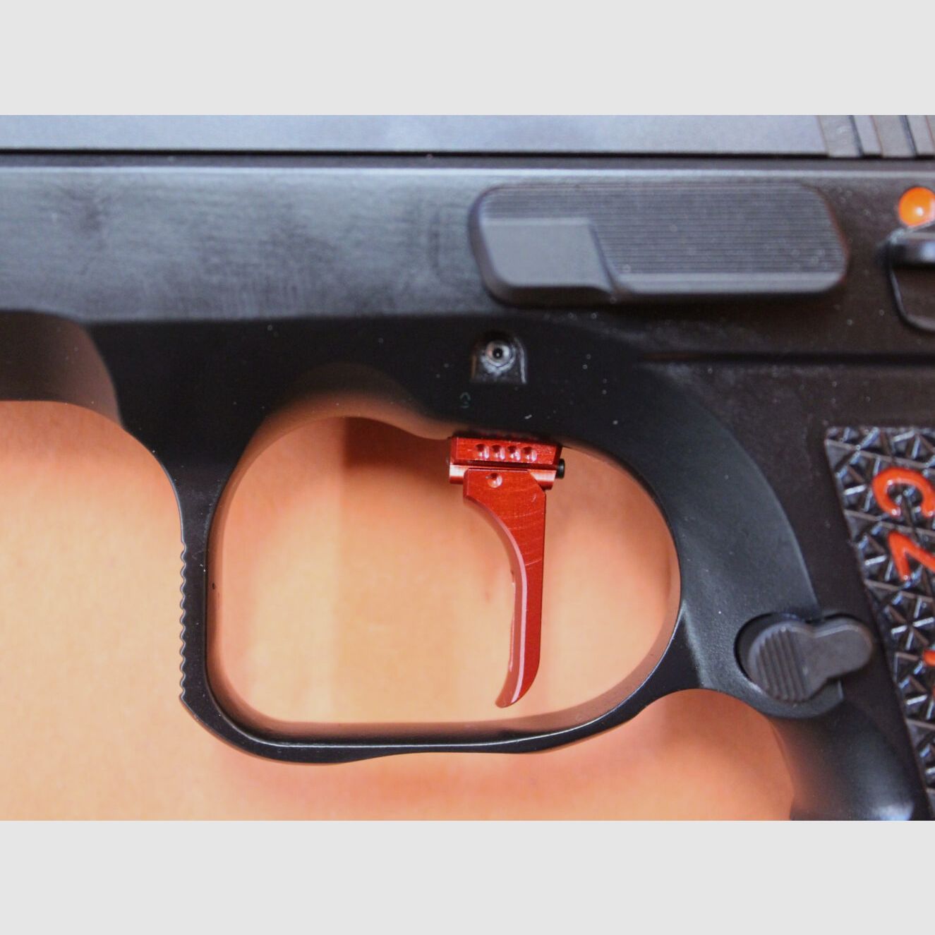 CZUB Ha.Pistole 9mmLuger CZUB CZ SHADOW2 TARGET 6" SA-Abzug/ 153mm Lauf/ 3 Magazine CZ 75 (9mmPara/9x19)