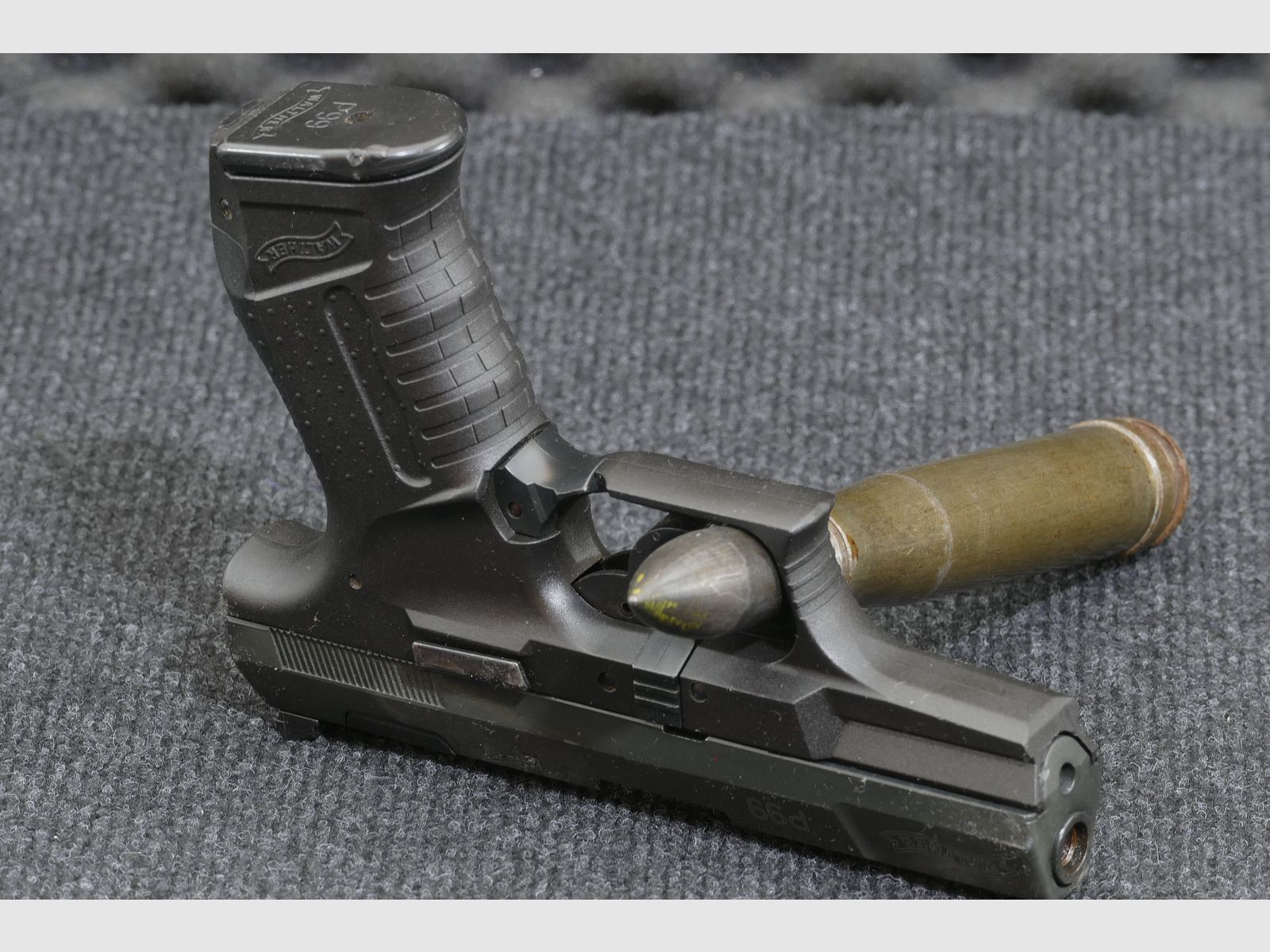 Walther P99 pistolet alarmowy, kal. 9 mm P.A.K., zdjęcie 4 z 8
