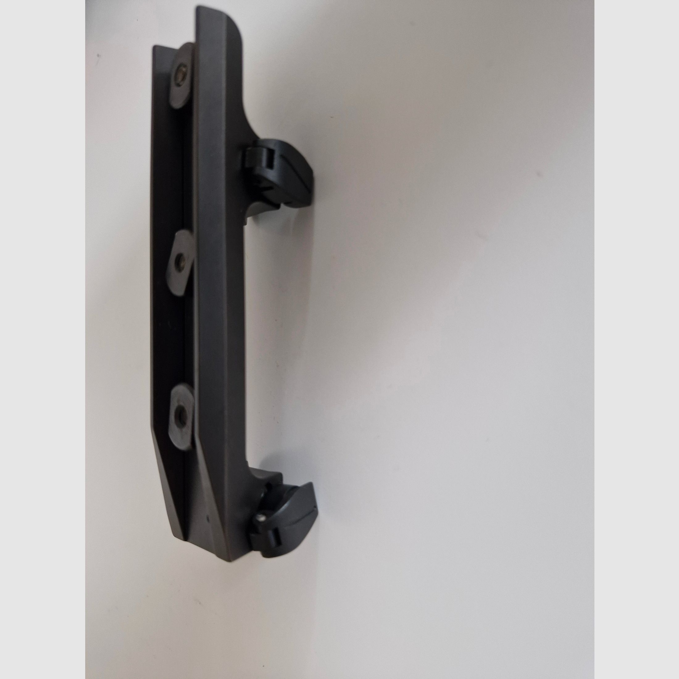 Neuwertige Blaser Sattelmontage für Zielfernrohre mit Zeiss-Innenschiene