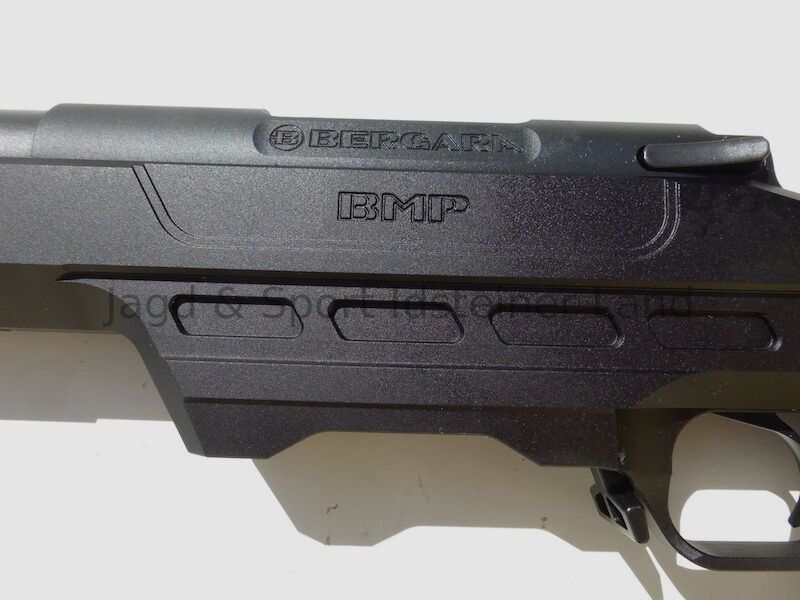 Bergara B14 BMP Varmint incluso base rail di Dentler