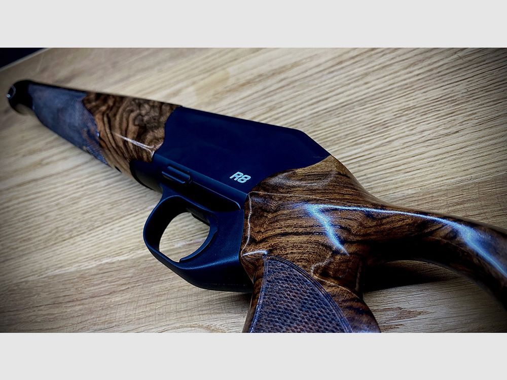 Blaser R8 Success Schäftung / Holzklasse 10 / Super Finish / TRAUMSCHÄFTUNG DER EXTRAKLASSE