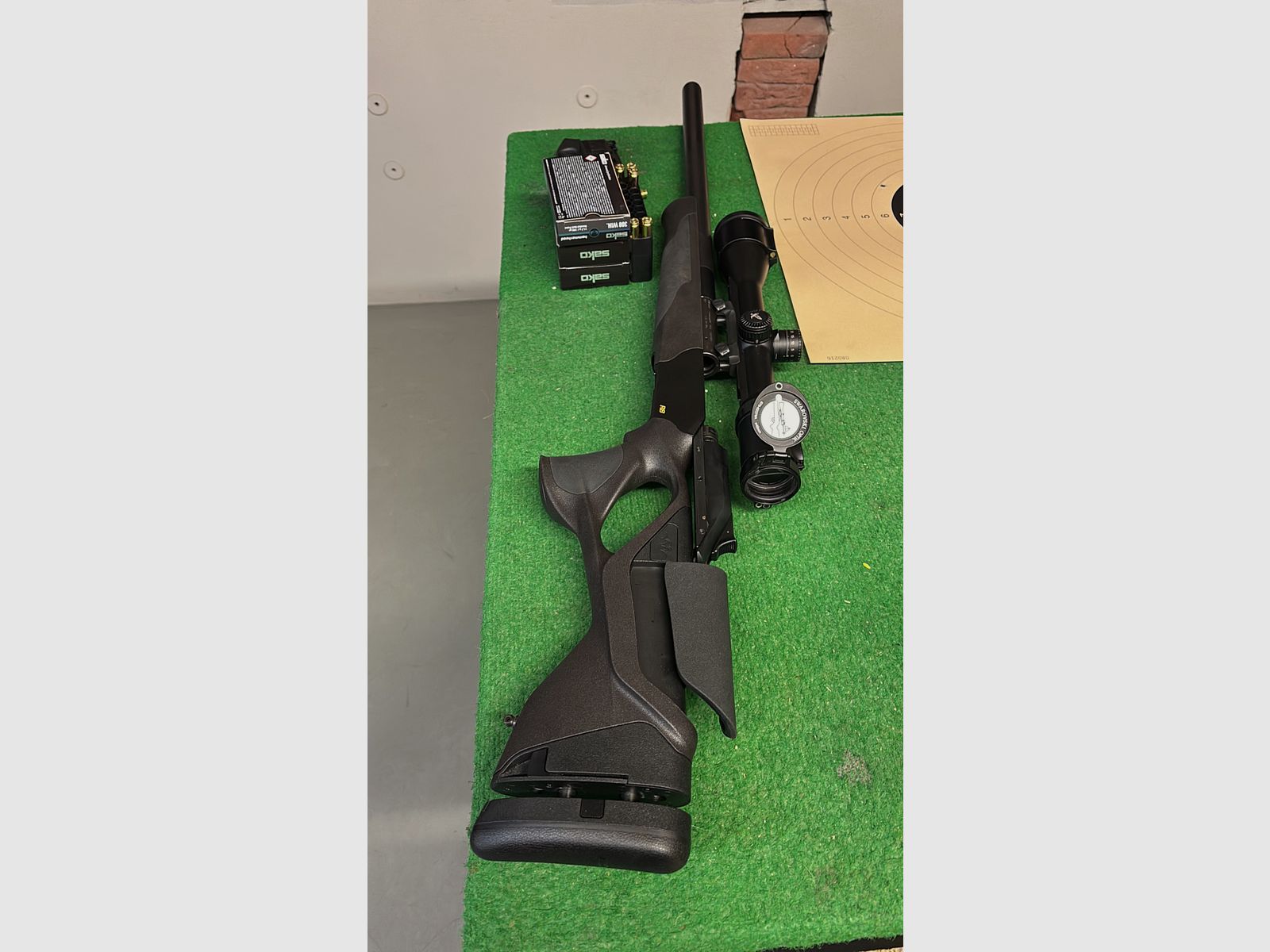 Blaser R8 Ultimate Silence 47cm barrel 308 caliber.