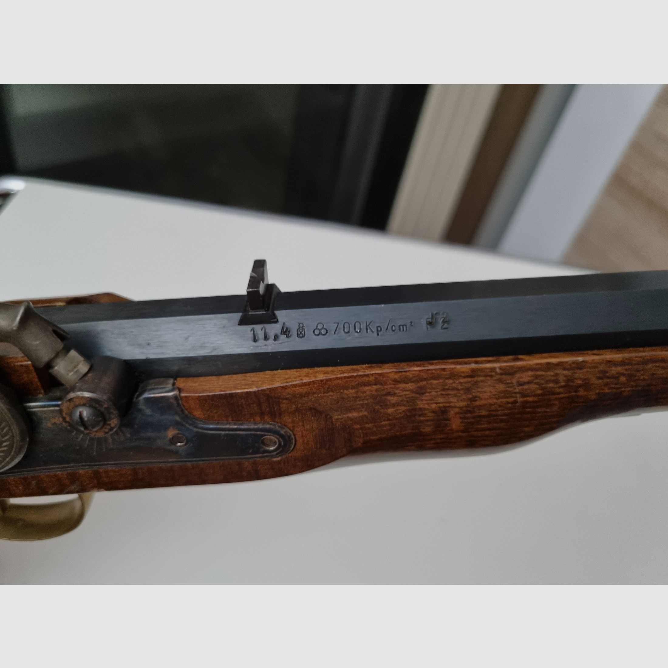 Front-loading pistol Dikar model Kentucky caliber .45