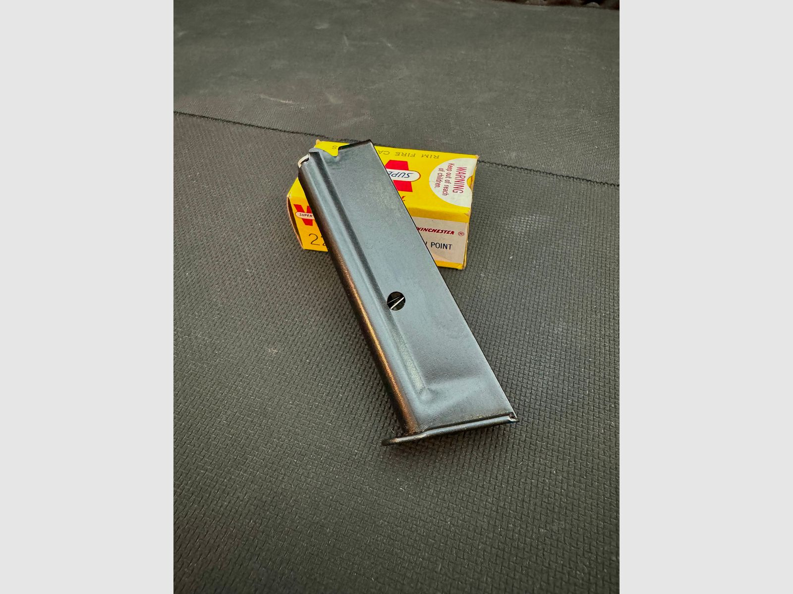 Magazin Walther PP .22lr, .22lfb, Metallboden