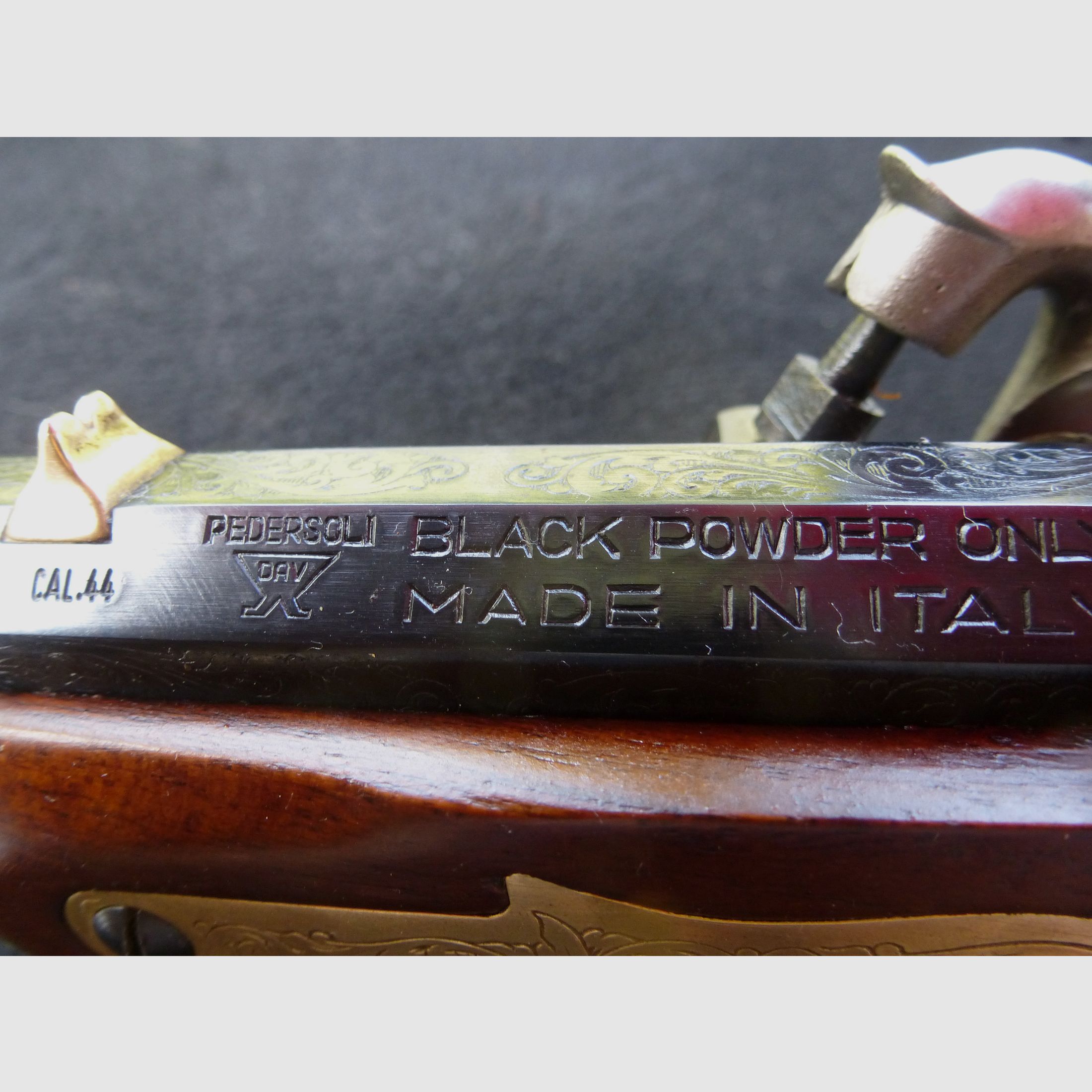 Bounty percussion pistol - Petersoli replica