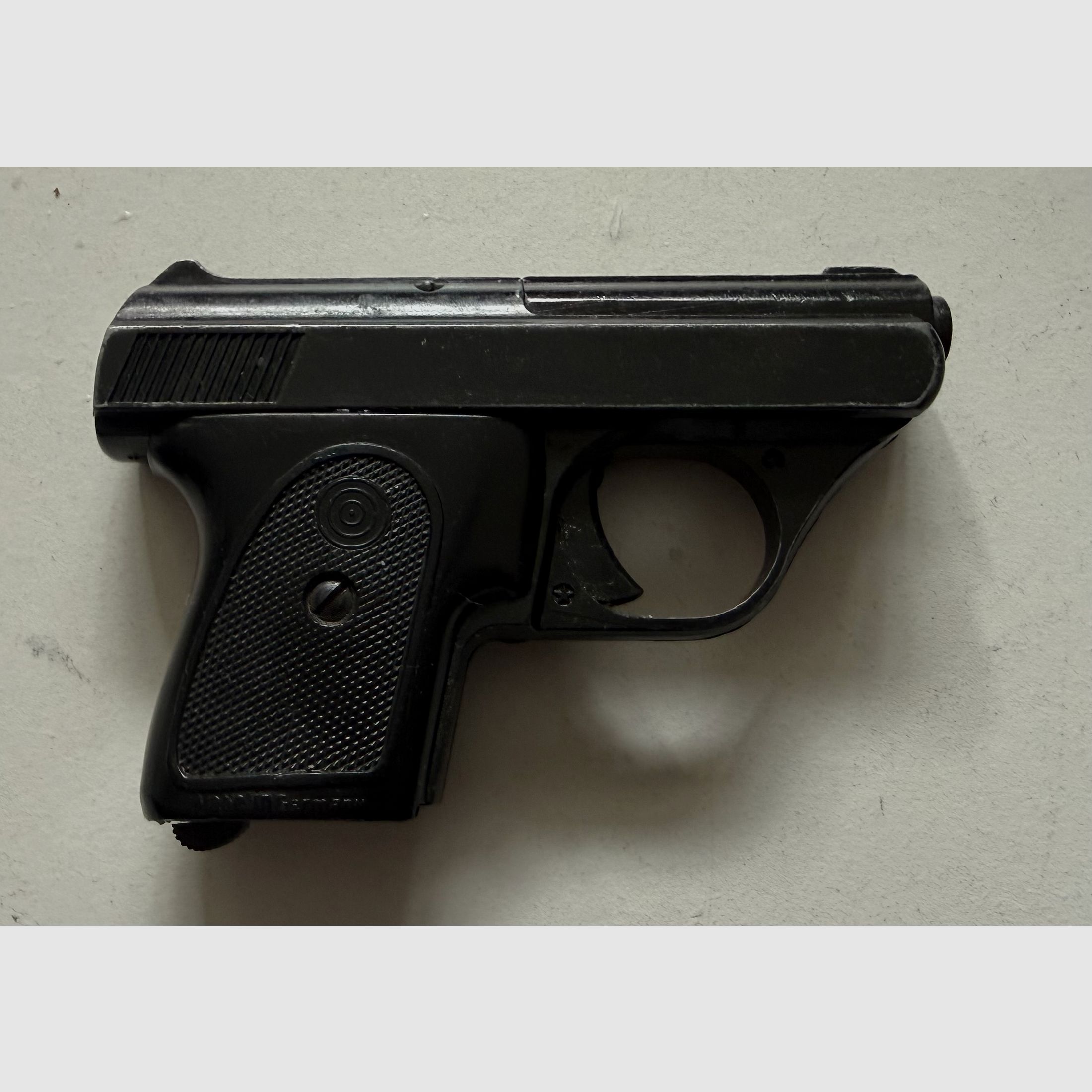 ME8 Detektive kal. 8 mm knald-/gaspistol, billede 2 af 7