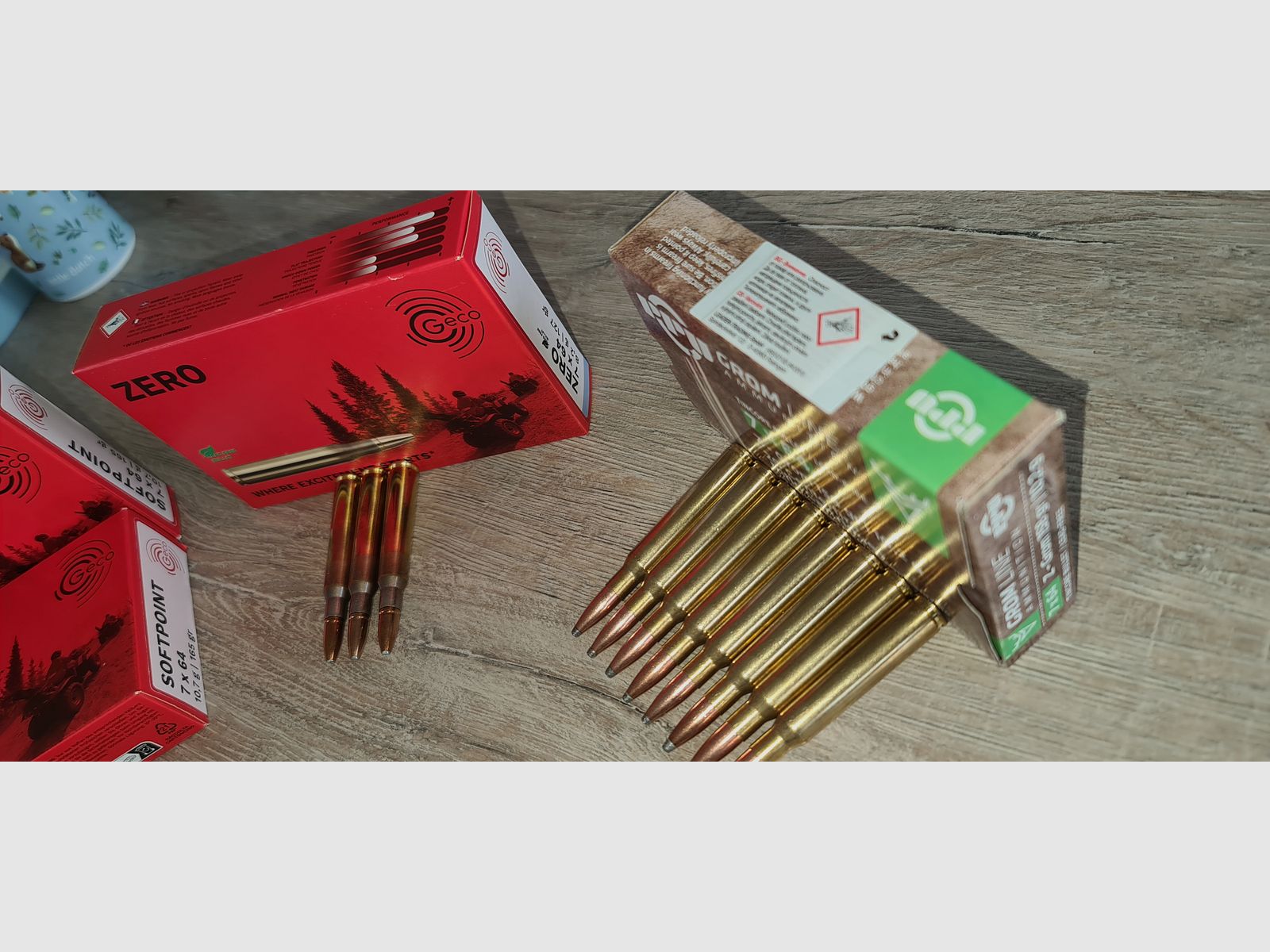 Conjunto - 114 cartuchos de rifle en calibre 7x64