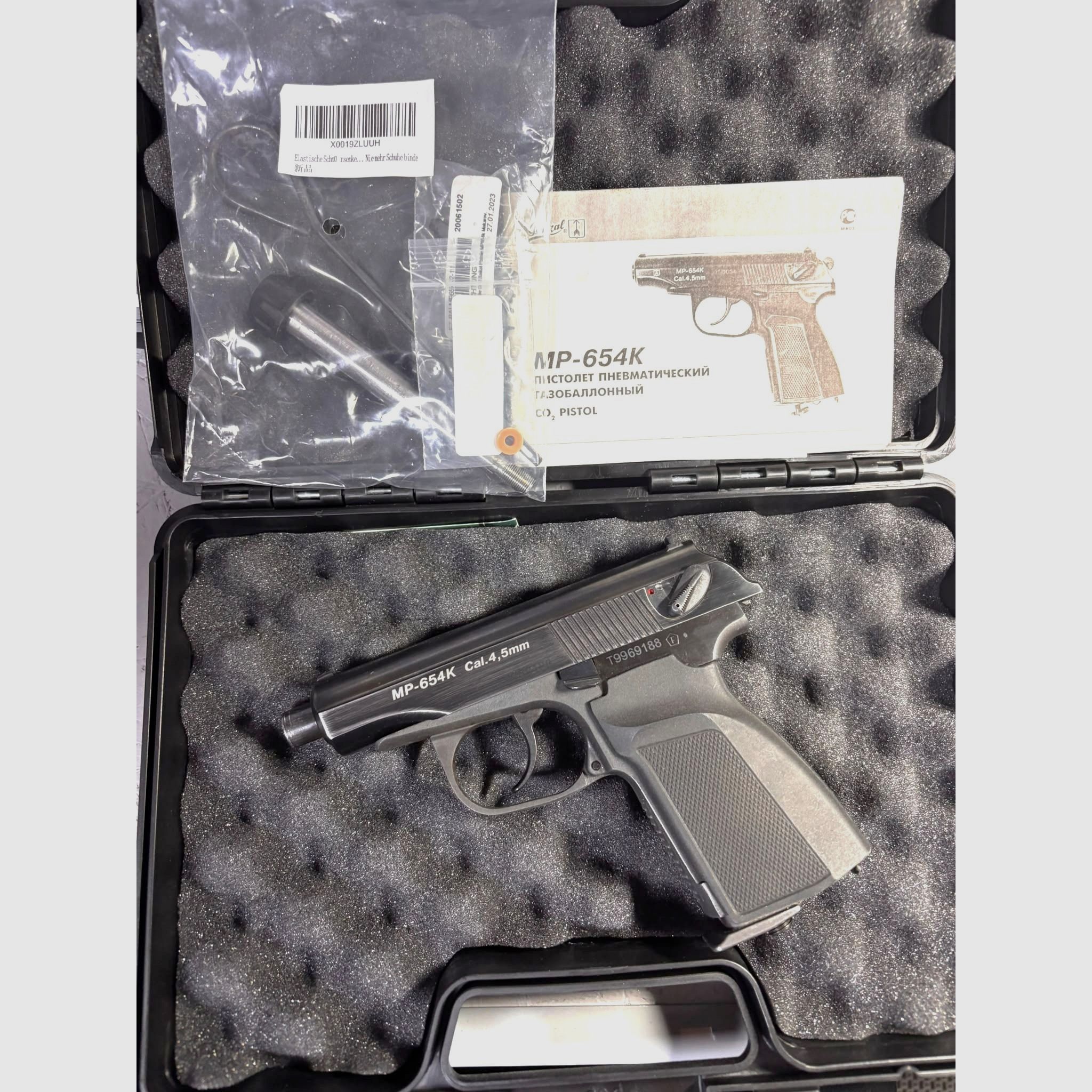 Makarov Co2 Pistole Halbautomat in 4,5 mm BB dieses Modell ist mit Origianl Teilen der legendären Makarov hergestellt worden