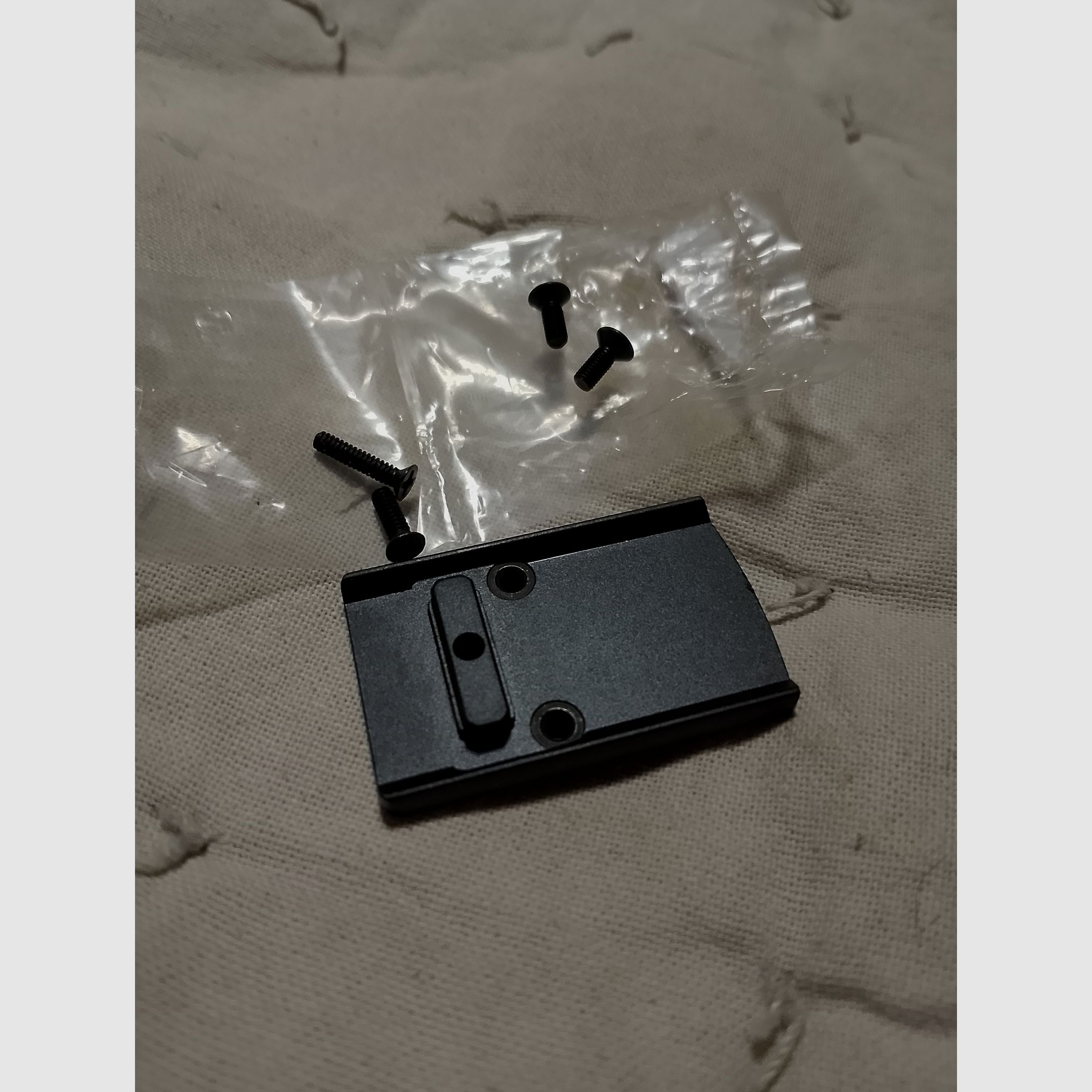 Montage Platte Schrauben für Rotpunkt Visier Glock 17 19 22 23 26 27 34 35 37  universal scope mount neu