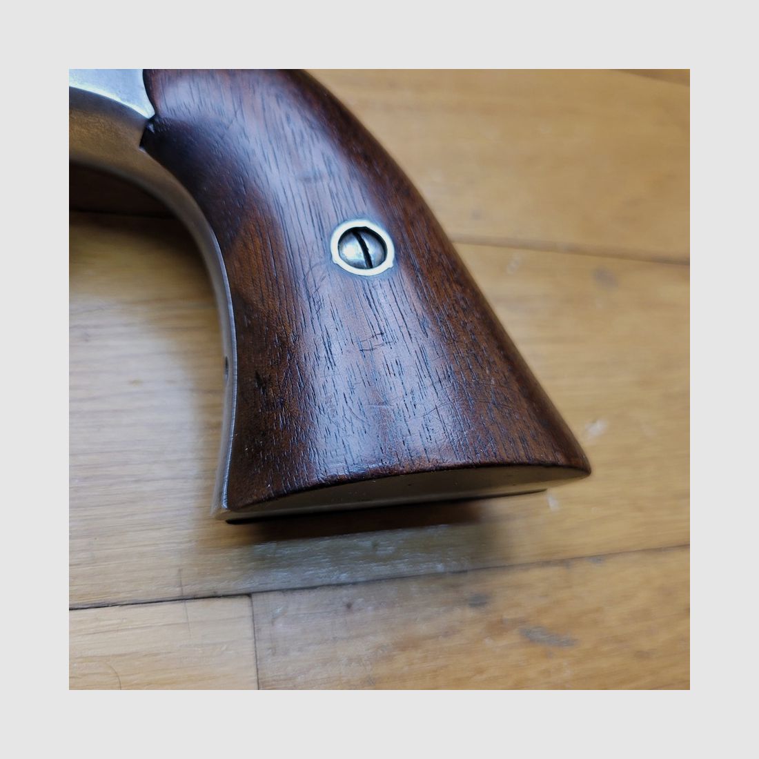 Außergewöhnlicher Militärrevolver Remington 1861 Old Army Model – Waffe aus dem Bürgerkrieg – Kaliber 44 – Einzelnummer bis auf den Zylinder – Nur 10000 Waffen produziert und zudem in einer seltenen Variante! – Ausgezeichneter ästhetischer, mechanischer Zustand und Lauf – Ausnahmestück!, Bild 29 von 41