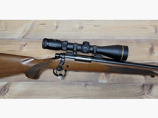 Remington 700 mit Holzschaft & Leupold 3-9x50 VX R