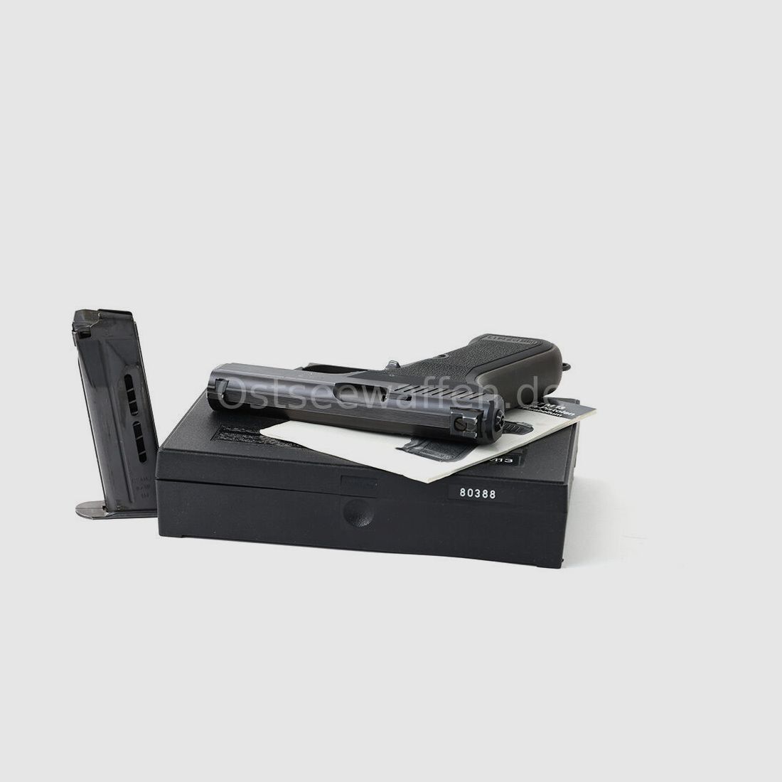 Heckler & Koch P7M13