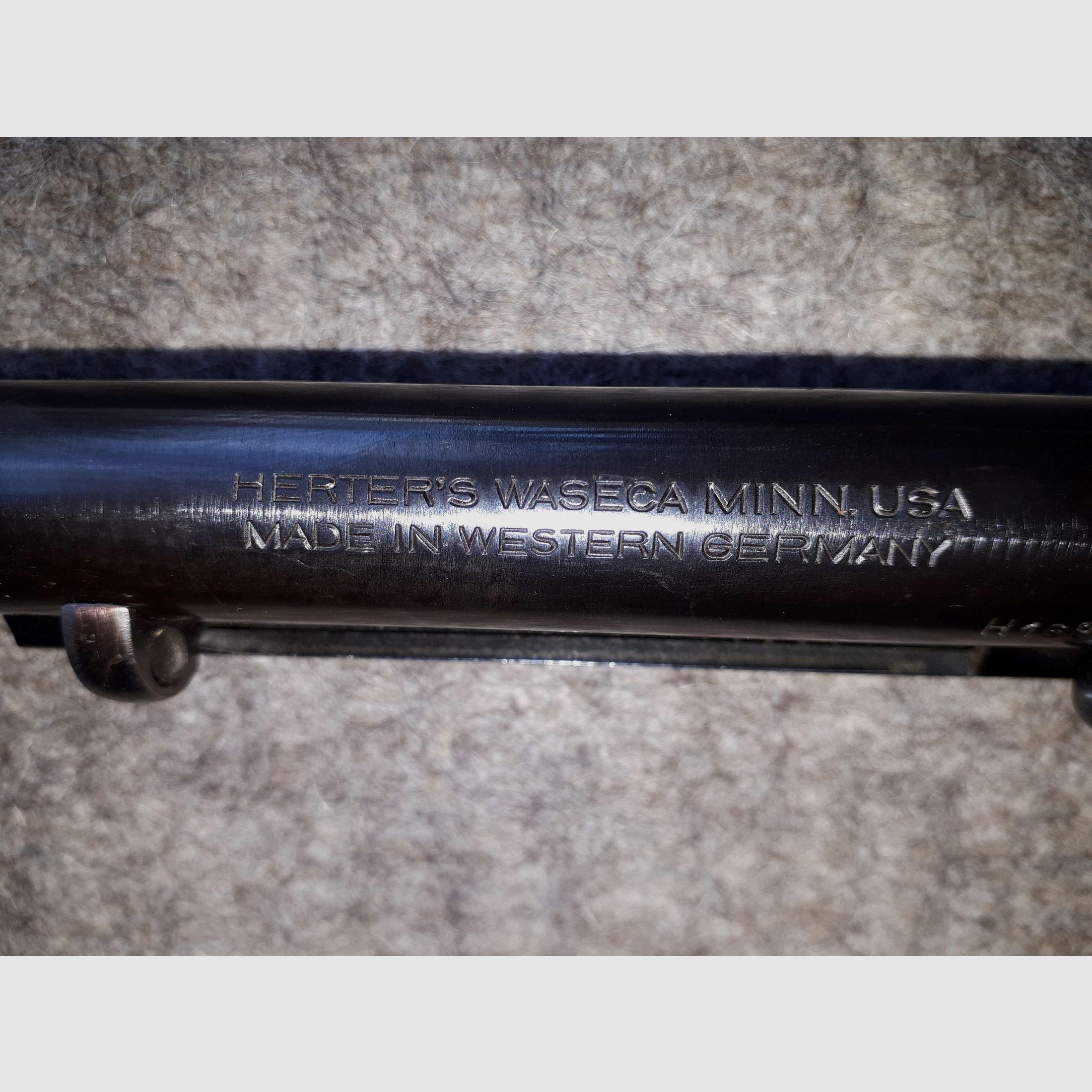 SAA Rewolwer w całości stalowy w kalibrze .357 Mag.