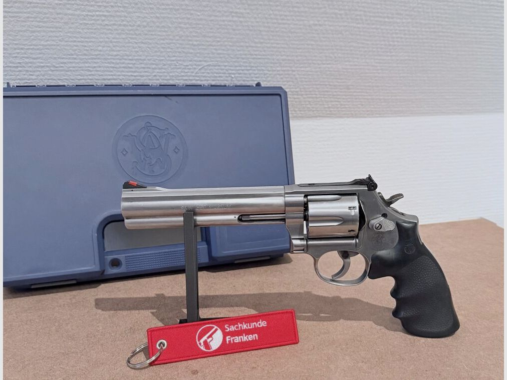 Smith & Wesson Model 686
