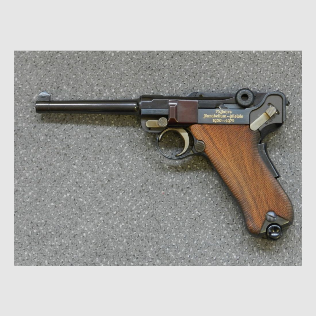SONDERMODELL MAUSER 08 75 JAHRE PARABELLUM-PISTOLE 1900-1975