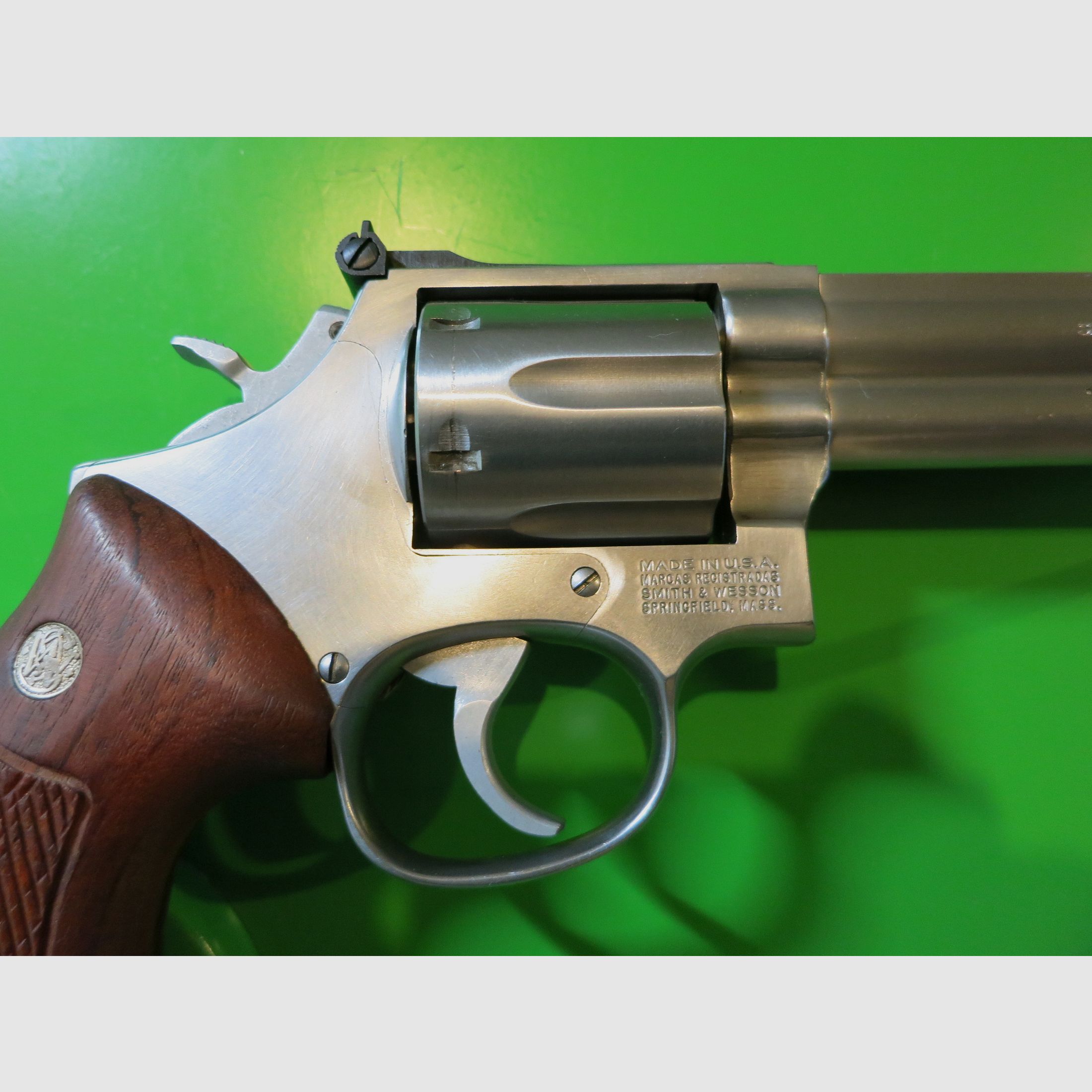 Revolver, SMITH&WESSON, Mod. 686 , .357 Magnum, 6" Lauf,  Edelstahl-Version (stainless)   #15-