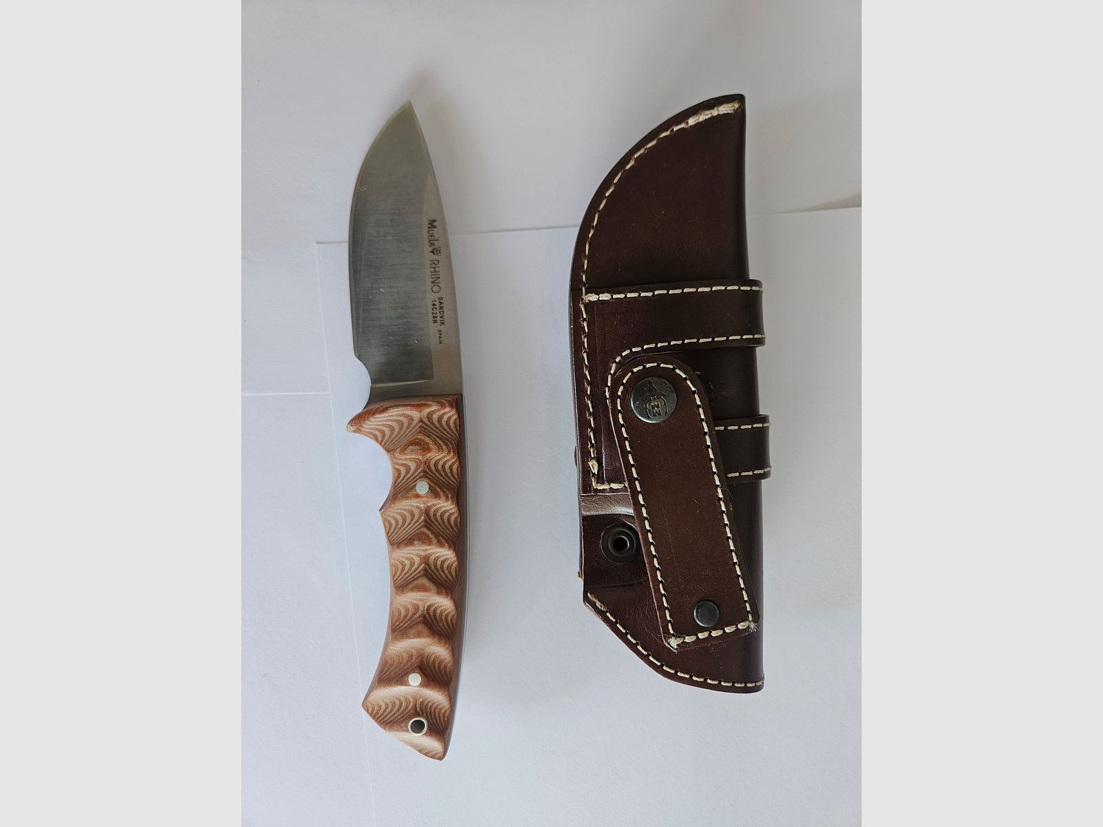 Couteau Muela Rhino