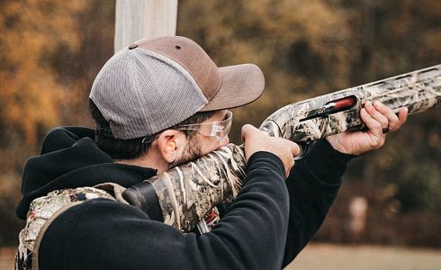 Jagdparcours - Eine realistische Disziplin des Wurfscheibenschießens