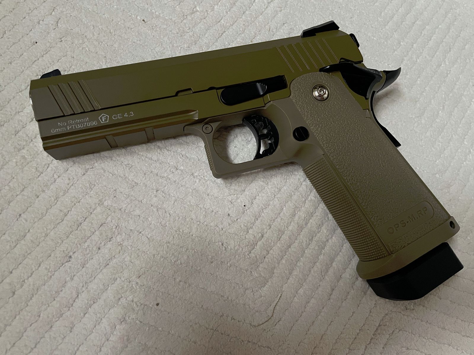 GE 3303 Hi-Capa 4.3 Full Metal GBB, Tan 