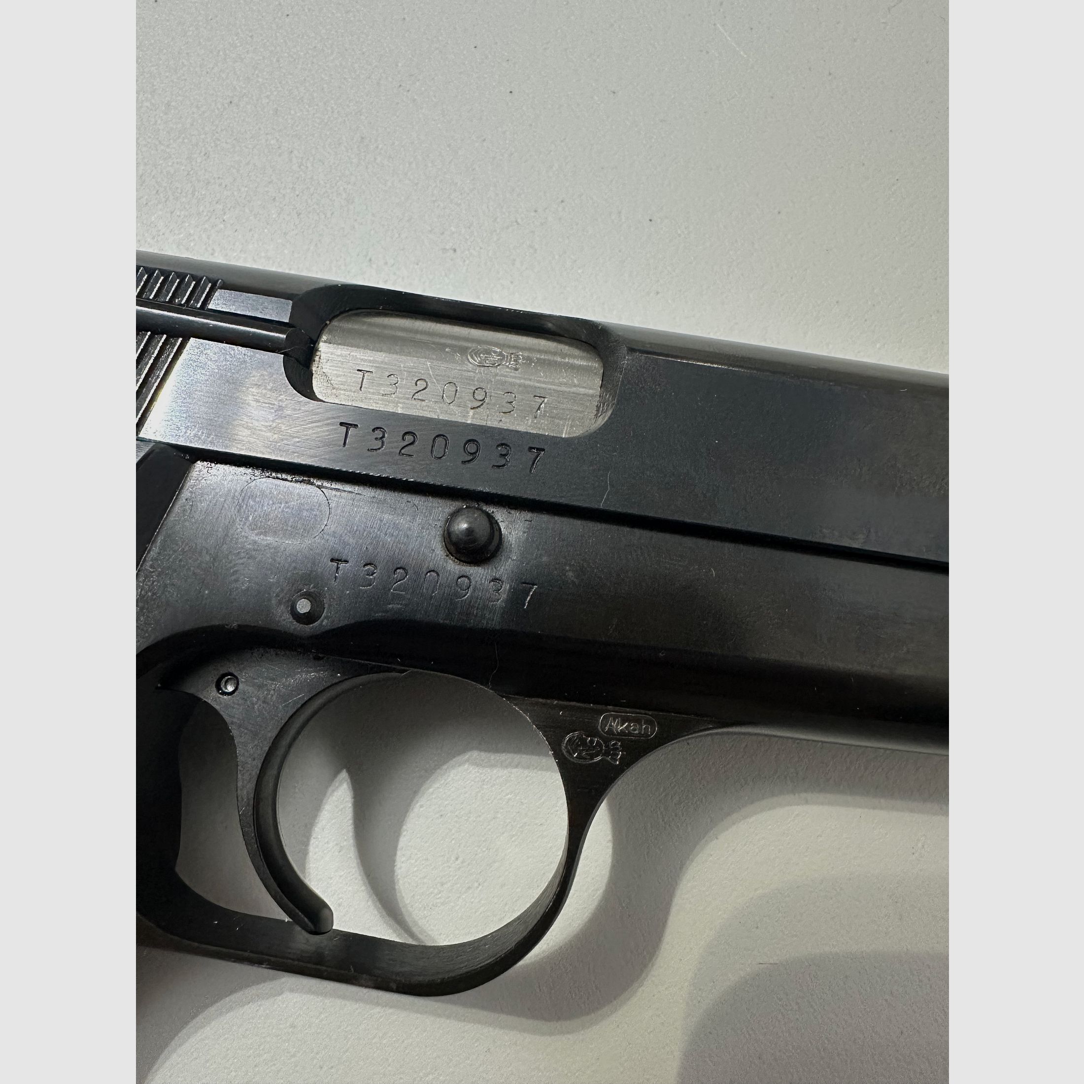 FN High Power HP 9mm Luger aus Sammlung